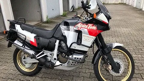 Honda XRV750 Africa Twin - RD07 - History of a legend